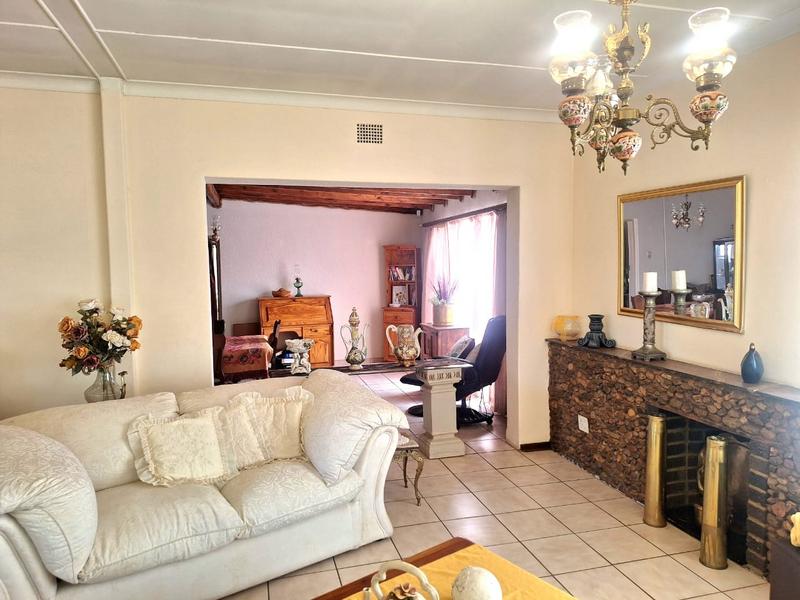 3 Bedroom Property for Sale in Flamwood North West